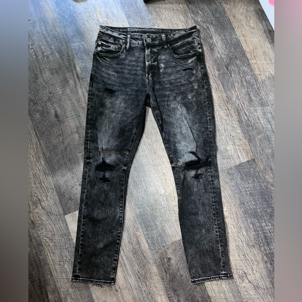 American Eagle black mom jeans